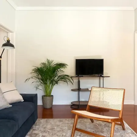 Whome Coastal Comfort: Retreat By The Sea Apartman Estoril
